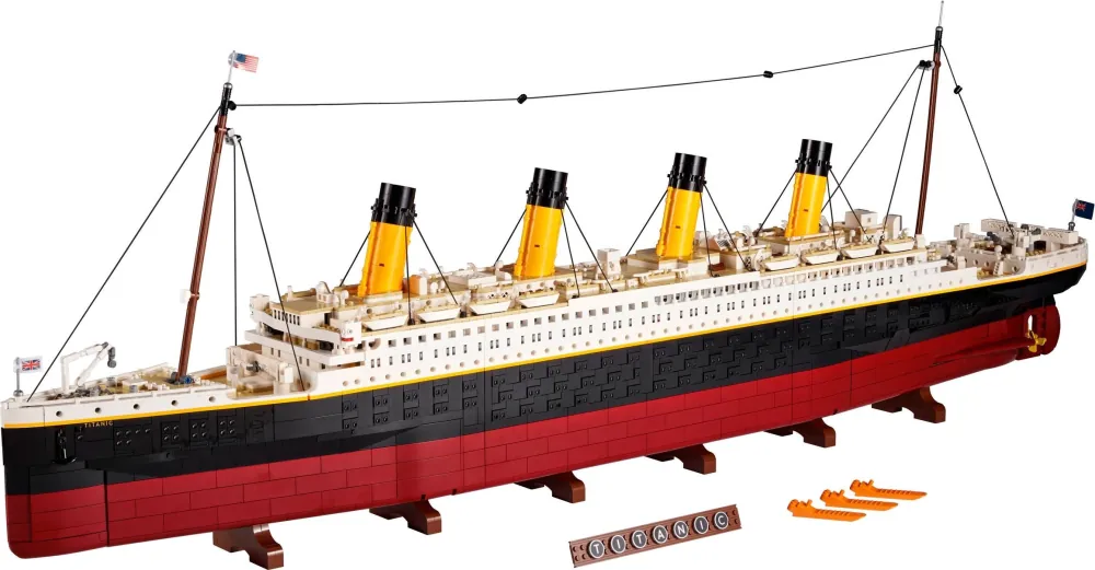 LEGO Titanic 10294